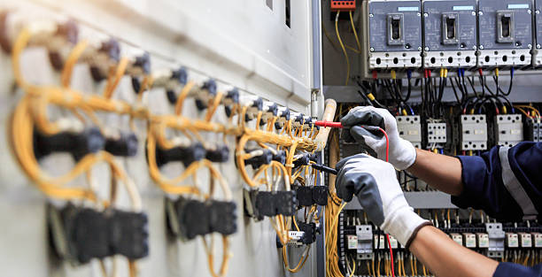 Professional Electrician technician working in Cedar Hill, TX